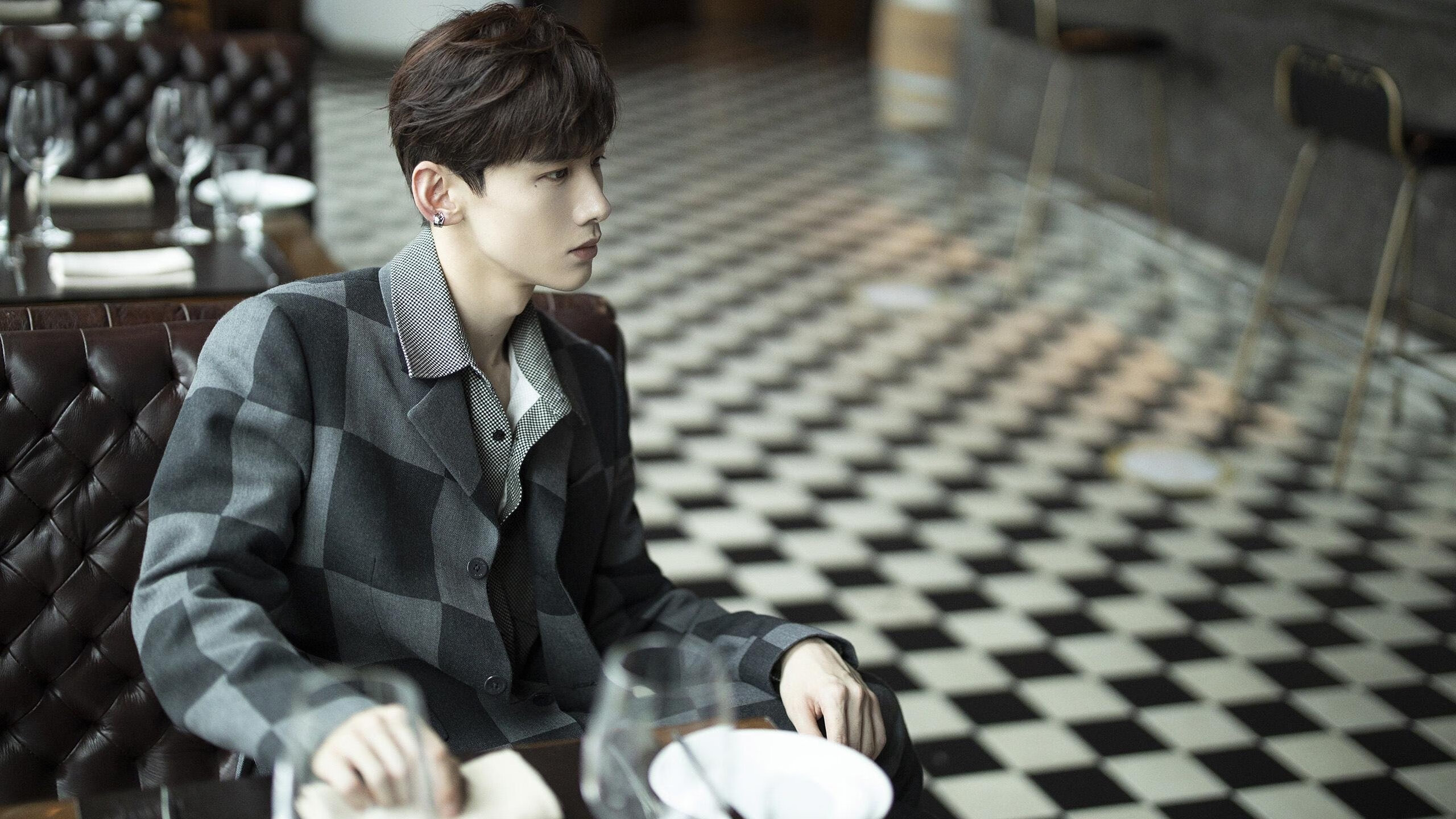 未来足球史诗:技术革新让比赛更精彩、更公平、更环保,足球 未来