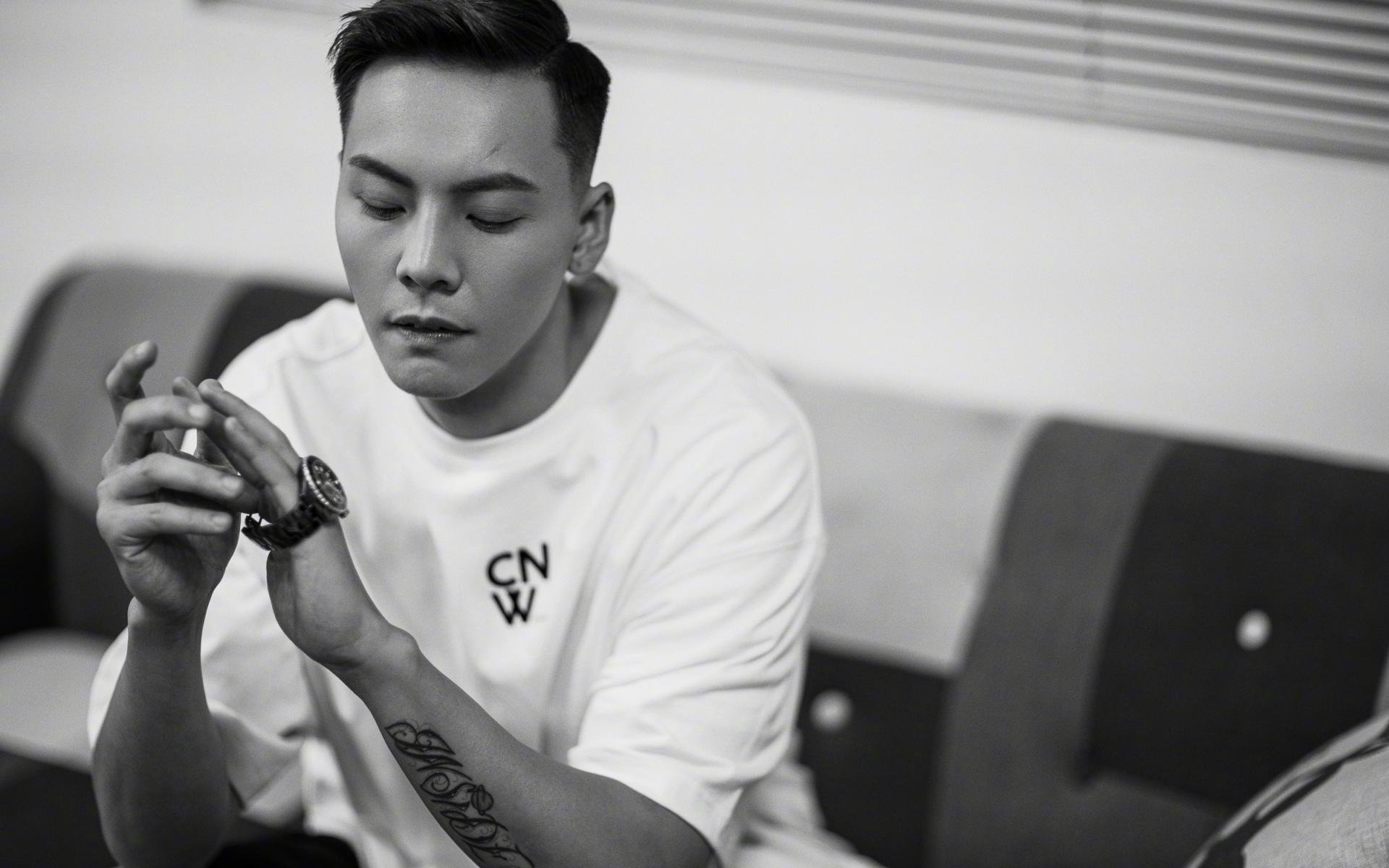 穆里尼奥赛后怒斥裁判不公,穆里尼奥赛后采访