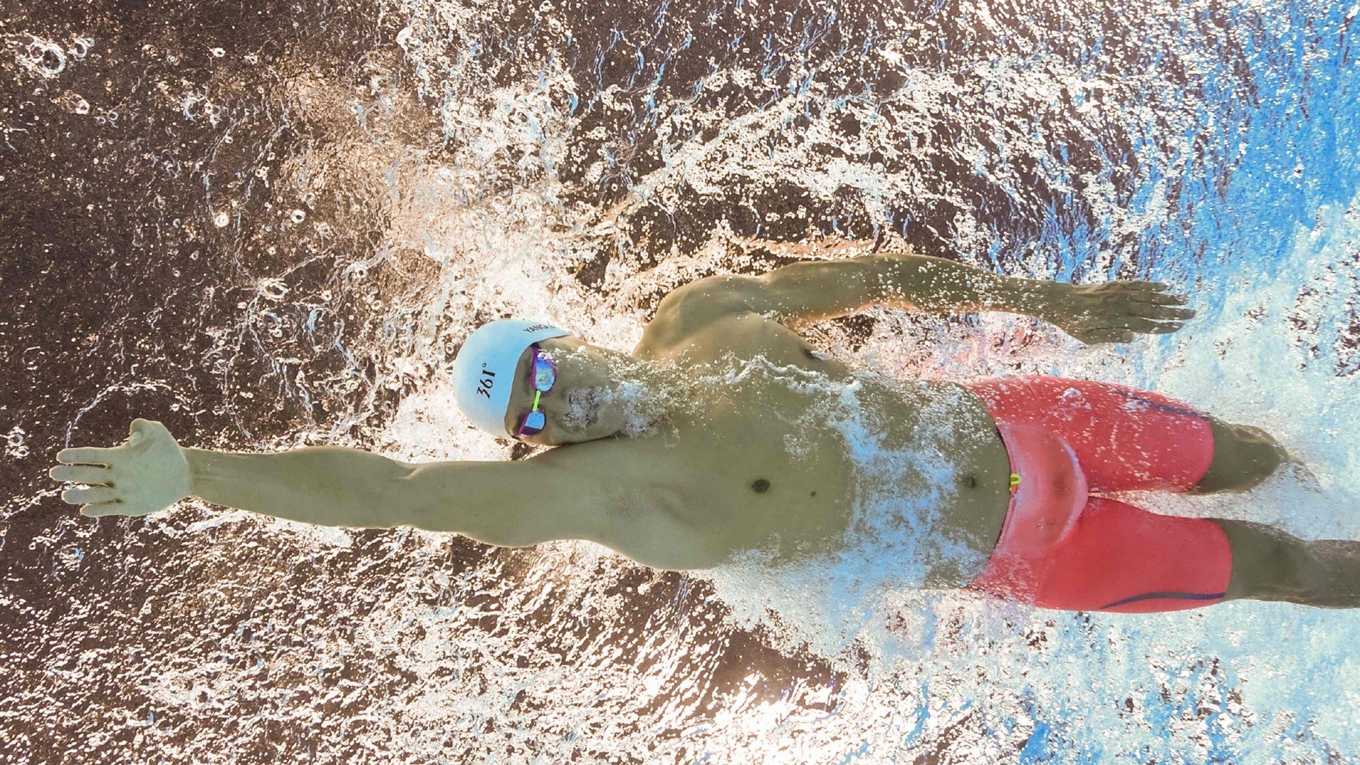 _大型彩跑盛典：梦幻色彩与激情运动_，2021彩跑活动